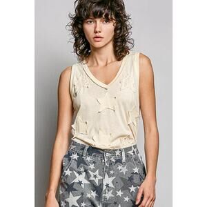"Daystar" Star Applique Tank Top in Cream